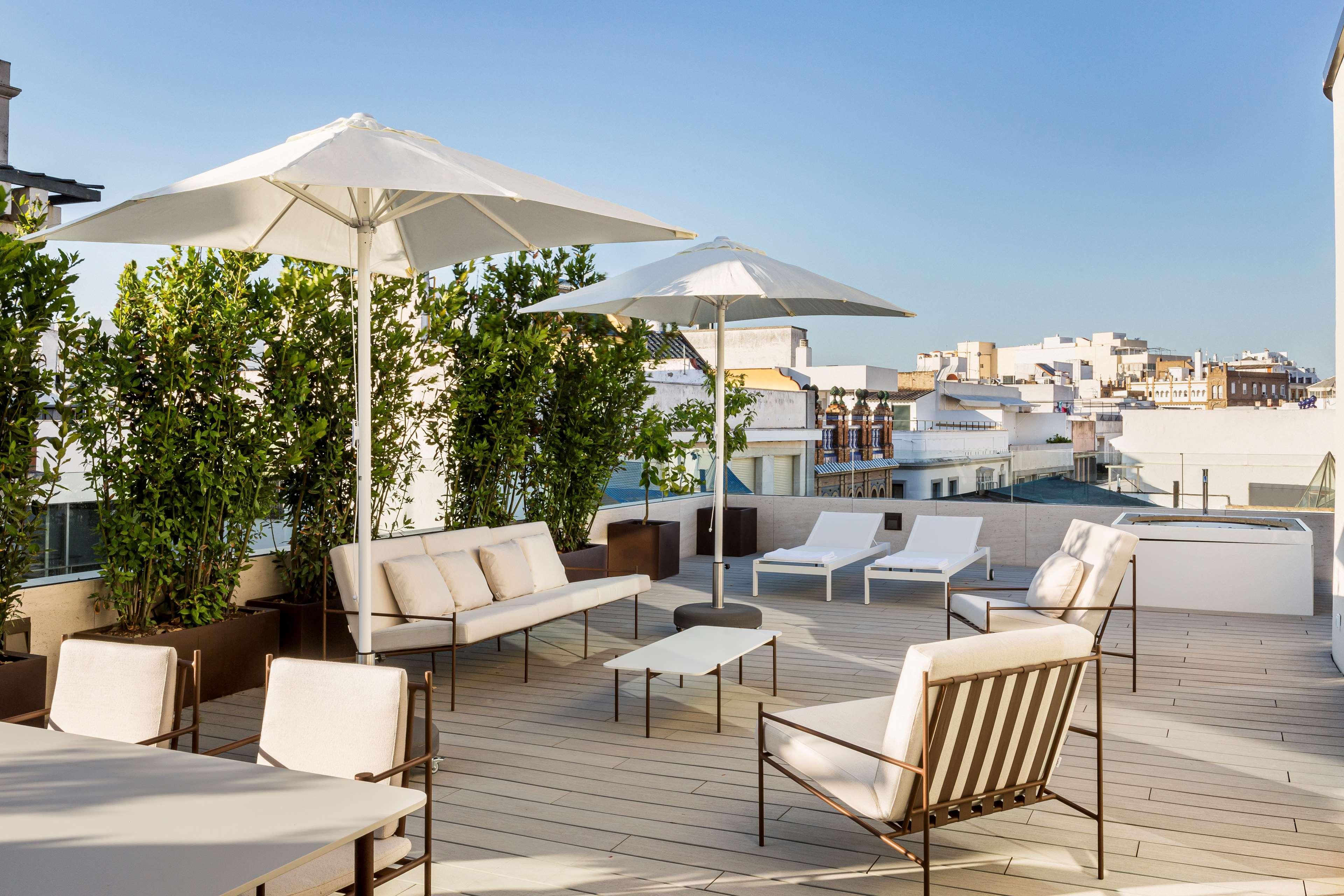 Radisson Collection Hotel, Magdalena Plaza Sevilla Экстерьер фото Rooftop terrace
