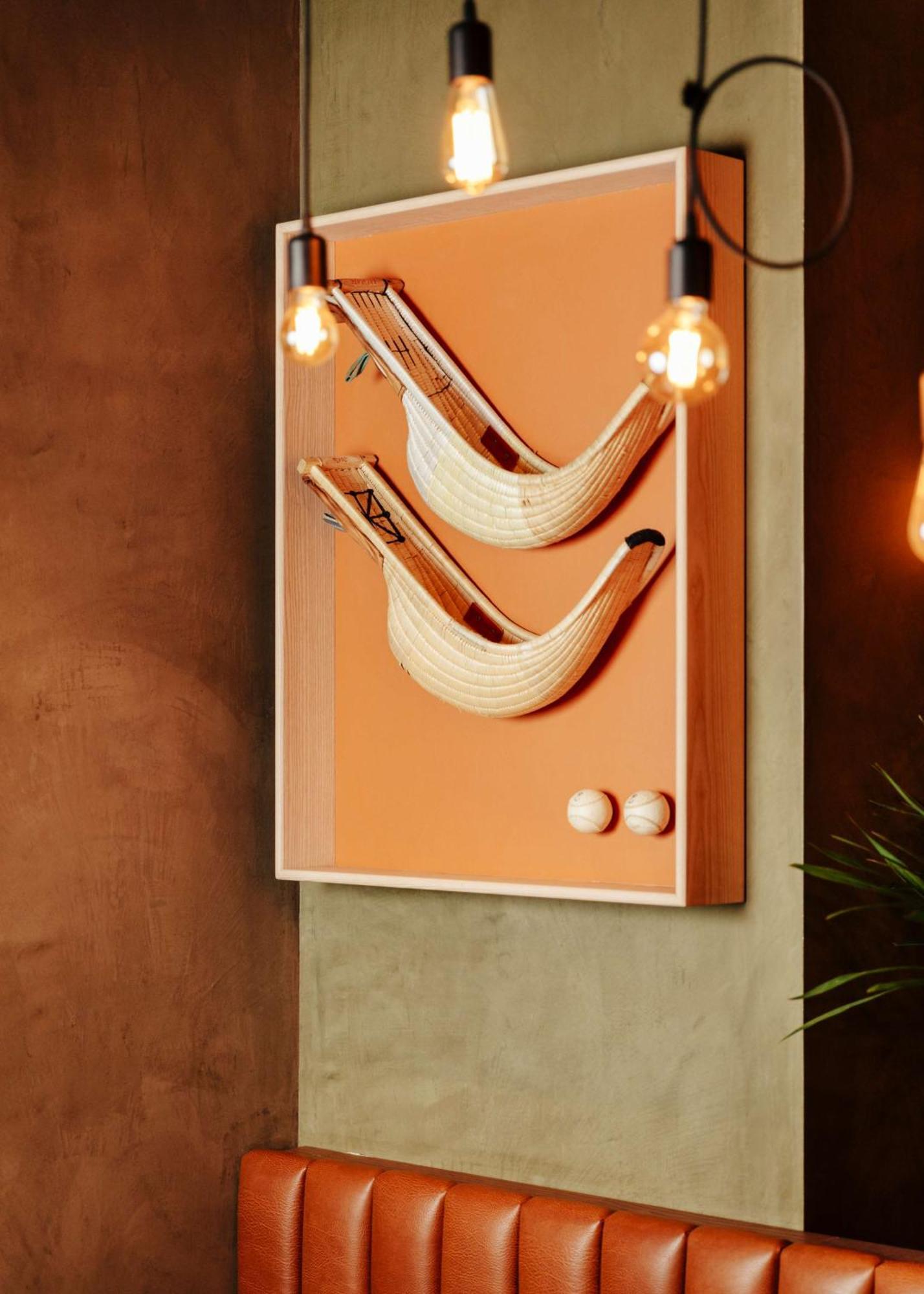 Radisson Collection Hotel, Magdalena Plaza Sevilla Экстерьер фото A wall mounted version of the game