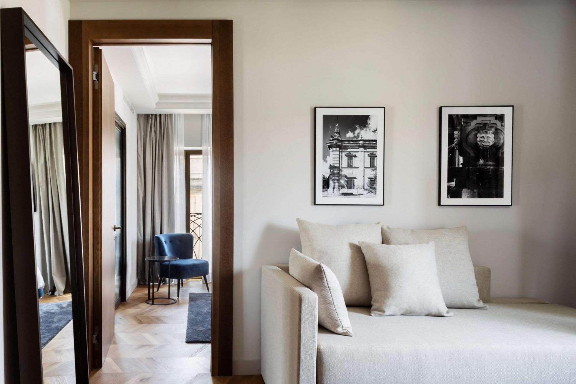 Radisson Collection Hotel, Magdalena Plaza Sevilla Экстерьер фото A suite at the Hotel